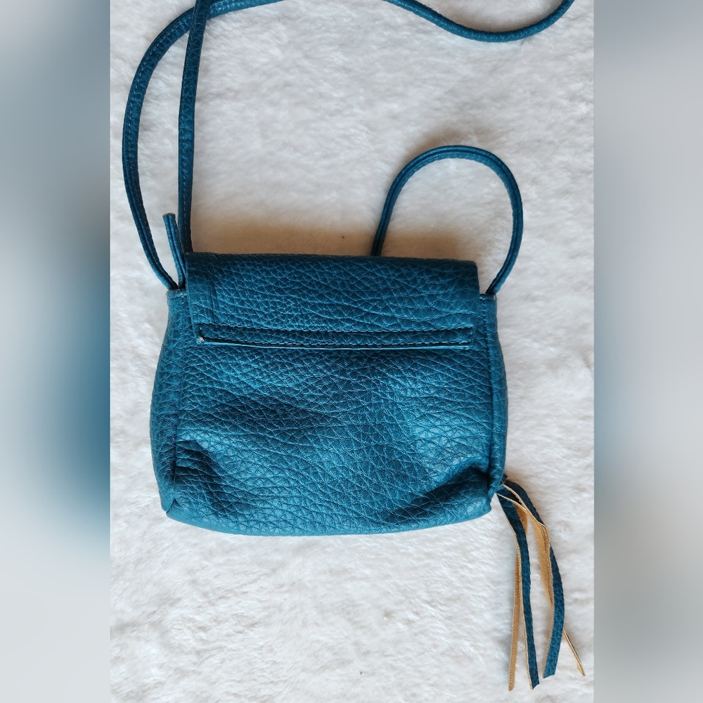 Mossimo Supply Co Blue Crossbody Bag with Textured Finish - Picture 11 of 11